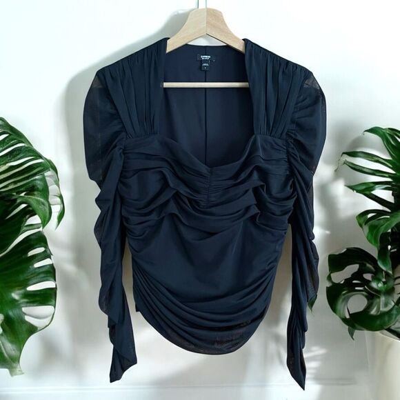 EXPRESS Body Contour Mesh Crop Top With Removable Cups - Picture 5 of 12